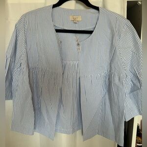 NWT Ann Taylor Outlet - Cropped Searsucker jacket